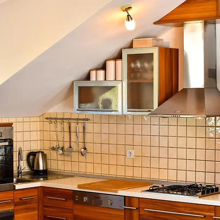 Manini Penthouse Apartment