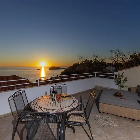 Apartment Manini Penthouse